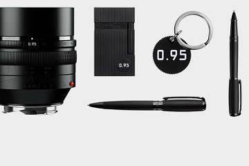 S.T. Dupont for Leica 0.95 Keyring - Leica Store Miami