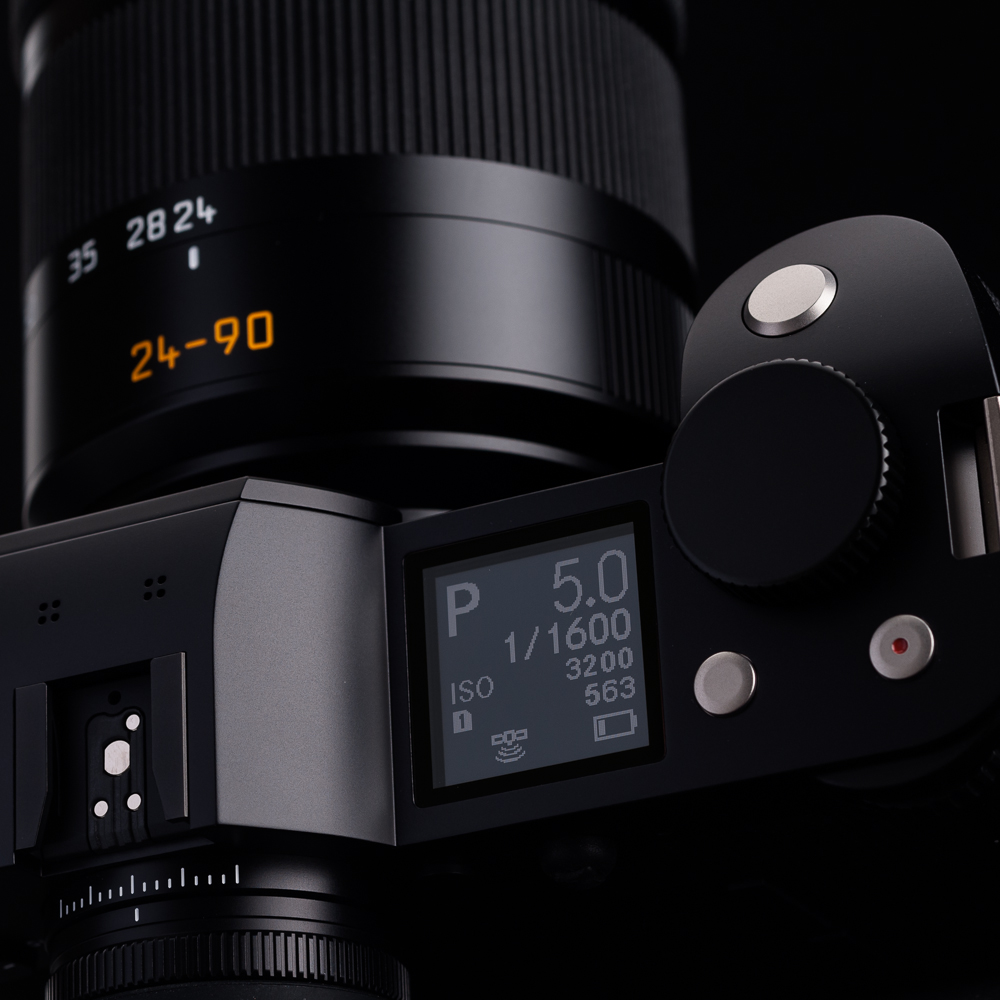 Leica D-Lux 6 low light sample images at 3 october Fair in Leyden Holland.:  Leica Talk Forum: Digital Photography Review