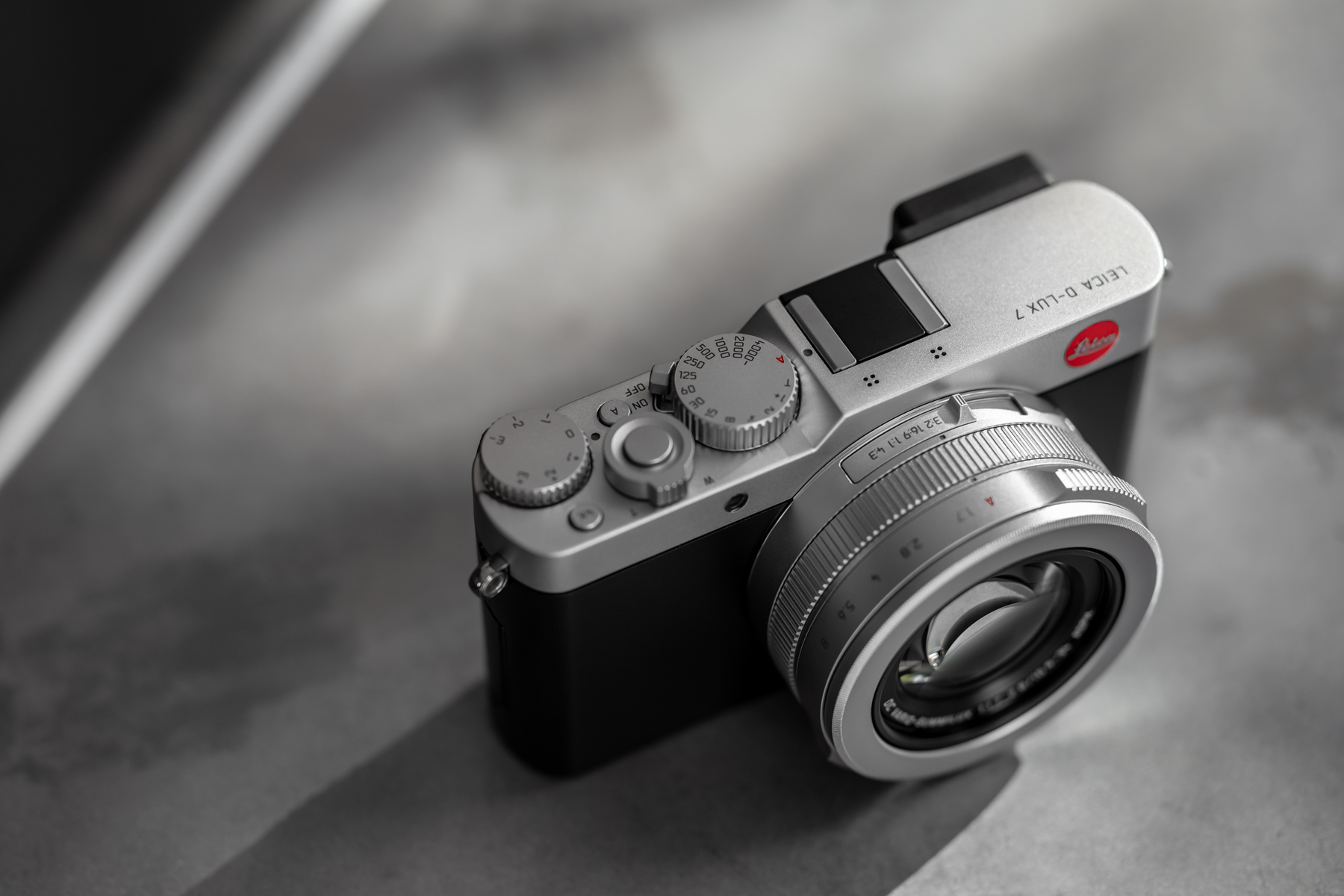 BONEV PHOTOGRAPHY - Leica D-Lux 109 review article